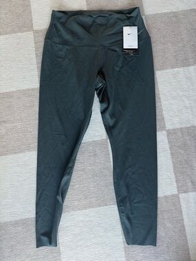 Nike Dark Green High-Rise Zenvy Leggings